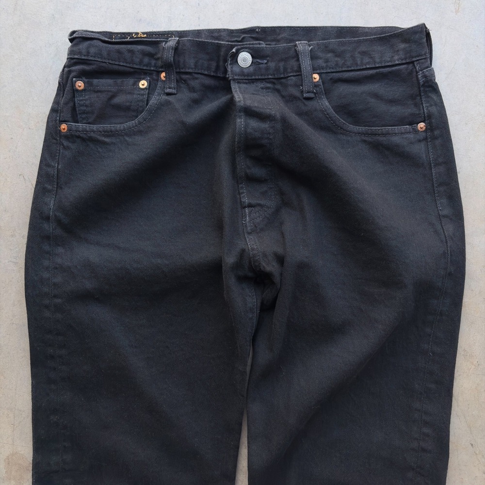 Levi's Premium 501 '93 Straight Button Fly Mens 34x34 Black Denim Frayed Jeans - Picture 3 of 11
